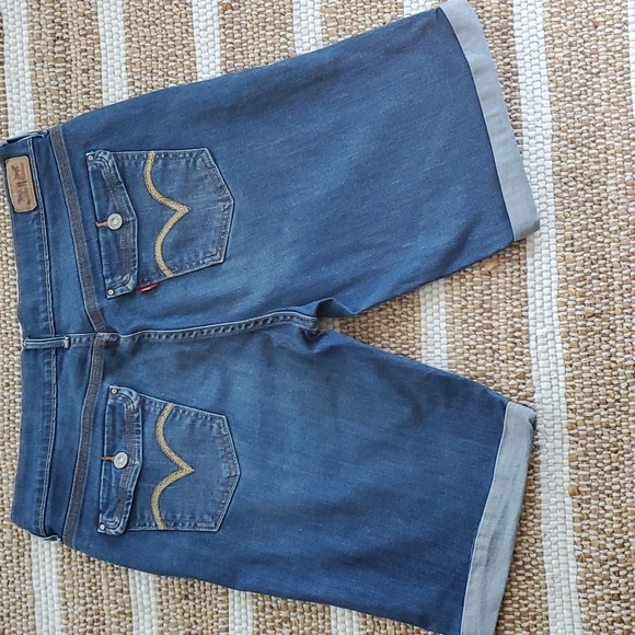Levi's Classic Bermuda Short western pockets - Picture 4 of 10